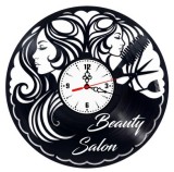 Ceas de perete decorativ realizat din disc de vinil, Model Salon Infrumusetare Beauty Salon Coafor Hair Stylist, Negru, 30 cm