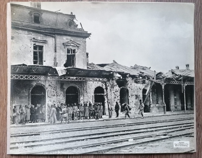 Gara Predeal dupa bombardamentul din 1916 / 28x22 cm