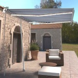 vidaXL Copertină retractabilă manual cu LED albastru și alb 300x250 cm 3069501