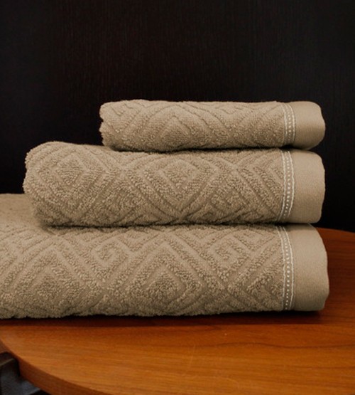 Set de 3 prosoape baie 100% bumbac Valentini Bianco, Adonis Caffe