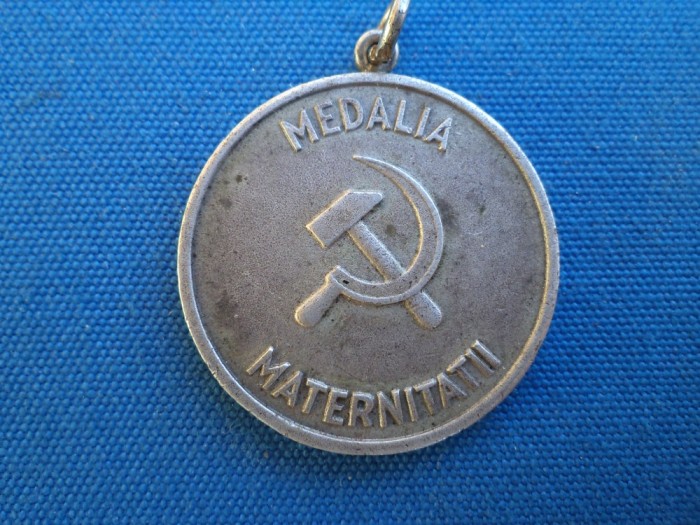 MEDALIA MATERNITATII / 3-ARGINTATA B/ RSR