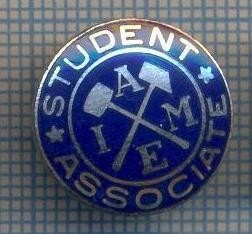 AX 1013 INSIGNA-,,AIEM&amp;quot; STUDENT ASSOCIATE-ASOCIATIE STUDENTEASCA-PT COLECTIONARI foto