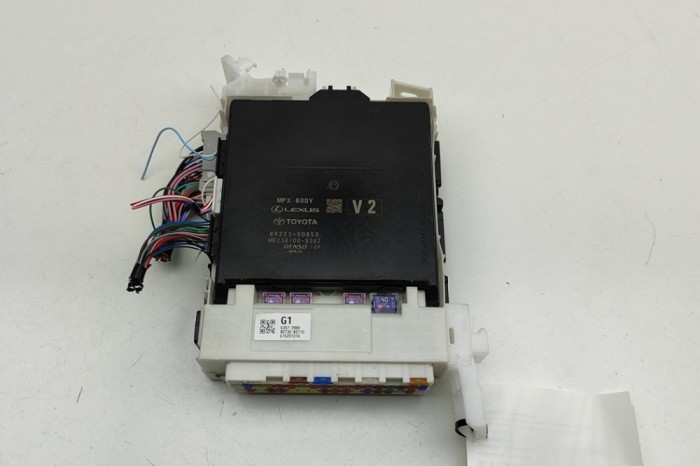 Modul de confort TOYOTA YARIS CROSS MXP_ 2024 OEM: 89221-0D850,82730-K0110 | 31546781