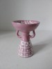 Suport de lumanare, ceramic, facut manual, ceramic art, in forma de femeie ce poarta un cos pe cap, 9cm inaltime, roz si alb