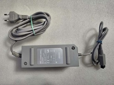 Incarcator Nintendo Wii power supply mod.RVL-002 Out 12V,3,7A,original foto