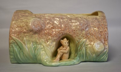 Jardiniera din ceramica smaltuita / Majolica Sylvac England - decor Elf buturuga foto