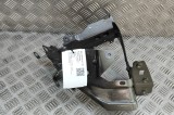 Suport aripa dreapta față VW TOUAREG CR7 2023 OEM: 76082132C,760821138A 30907859