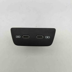 USB VW T-CROSS C11 2024 OEM: 2G6035718,35645242 | 31406037