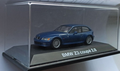 Macheta BMW Z3 Coupe 2.8 E36 1998 albastru - Schuco 1/43 foto