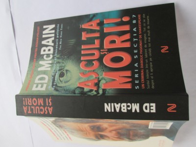 Ed McBain - Asculta si mori! foto