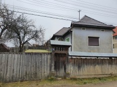 Casa de vanzare Remetea foto