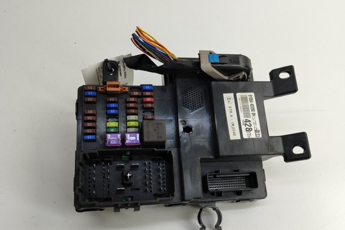 Modul panou de siguranțe KIA CARNIVAL / GRAND CARNIVAL III VQ 2007 OEM: 91954-4D280 29954601