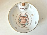 Farfurie termica portelan Franta P.A.R.I.S 2, decor cu zodia Taur / Taureau, mentinere caldura mancarii, vintage colectie rara 18cm