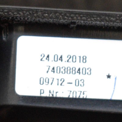 Buton geam ușă st&amp;acirc;nga față BMW 1 F20 2018 OEM: 74038849208107 3880273 foto