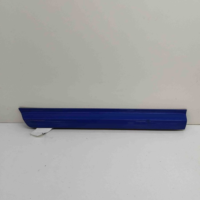 Bandou inferior ușă dreapta spate AUDI A8 D3 4E2, 4E8 2006 OEM: 4E0853970A