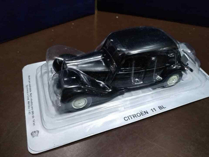 Macheta CITROEN 11 BL 1934 - DeAgostini Masini de Legenda Polonia, 1/43 noua.