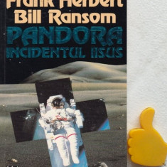 Pandora, vol. 1 Incidentul Iisus Frank Herbert Bill Ransom