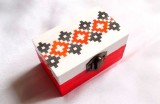 Cutie Lemn Decorativa Manual, Motive Traditionale Romanesti, 9x5.5x5 cm, Bijuterii, Accesorii