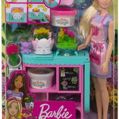 Papusa Cariere - Florarie Barbie