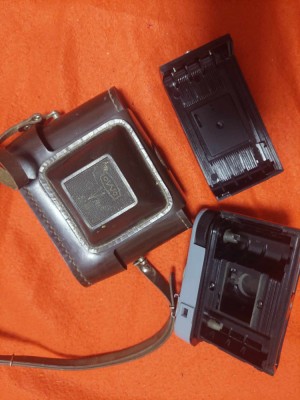 APARAT FOTO vechi de colectie,Aparat de fotografiat vechi cu etui original foto