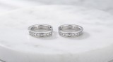 Cumpara ieftin CERCEI ARGINT 925 MINI HOOPS CU ETALARE FRONTALA INIMI SI ZIRCONIU