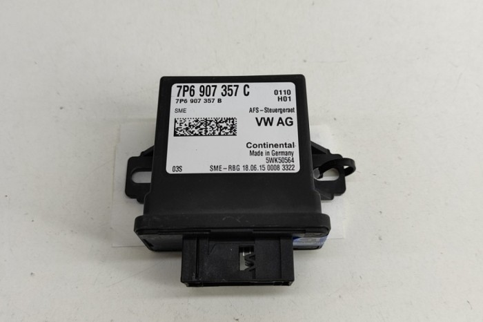 Modul de control far VW TOUAREG 7P5 2016 OEM: 7P6907357C,7P6907357B,5WK50564 | 28138209