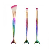 Set 3 pensule pentru machiaj flippy, in forma de sirena, electroplacate, detalii fine, maner ergonomic, peri din fibra moale, multicolor