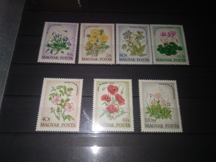 TIMBRE UNGARIA FLORI 1973