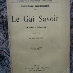 LE GAI SAVOIR - Friedrich Nietzsche (carte in limba franceza)