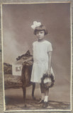 Fetita premianta cu coronita si revista ,,Gandirea&quot;// foto tip CP, Romania 1900 - 1950, Portrete