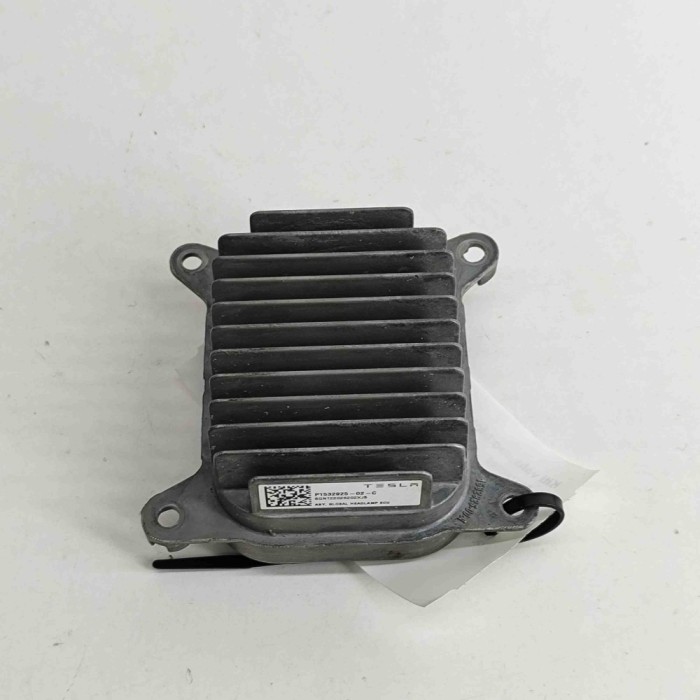 Unitate de control lumini LED TESLA MODEL Y 2022 OEM: 1532925-02-C 23786568