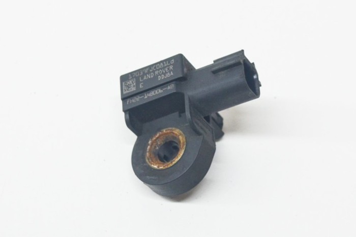 Senzor de impact st&acirc;nga spate LAND ROVER RANGE ROVER IV L405 2017 OEM: FH22-14B006-AB | 13332684