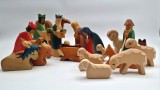 colectie de 19 pise din lemn Nasterea Domnului arta populara naiva Craciun Sarbatori de Iarna Nativity