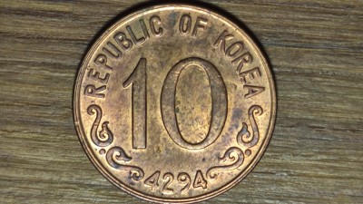 Korea / Coreea de Sud - moneda colectie exotica - 10 hwan 1961 / 4294 AU - foarte greu de gasit - prima moneda sud koreana dupa razboiul korean foto