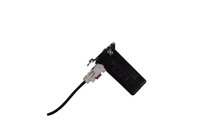 Amplificator de antena MERCEDES-BENZ CLS C218 2017 OEM: A2059051106 17502999