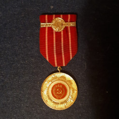 Lot 3 medalii comuniste foto