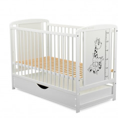 Patut din lemn Timmi BabyNeeds Girafa 120x60 cm cu sertar Alb