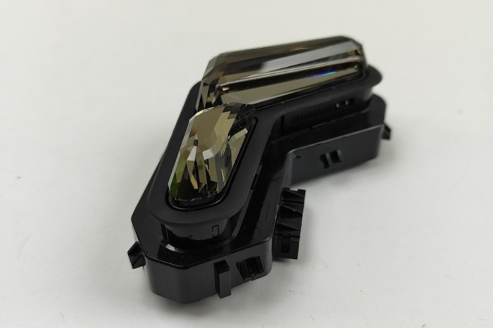 Buton de control scaun dreapta BMW iX I20 2022 OEM: 5A32ED6 30704682