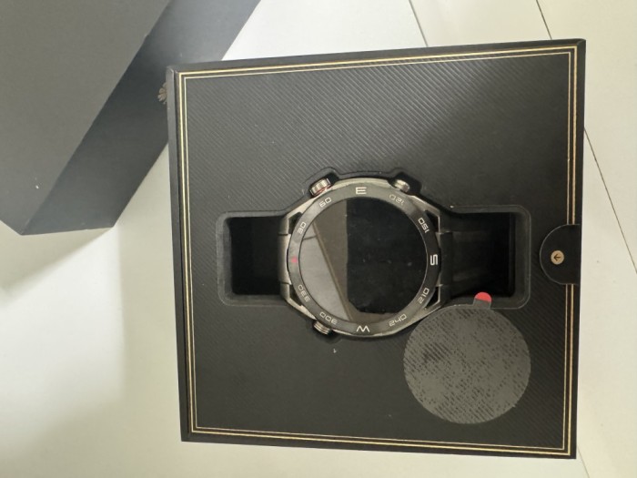 V&acirc;nd ceas HUAWEI