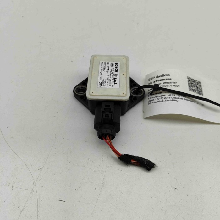 Senzor de accelerație AUDI Q5 8R 2015 OEM: 8R0907637B | 31930208