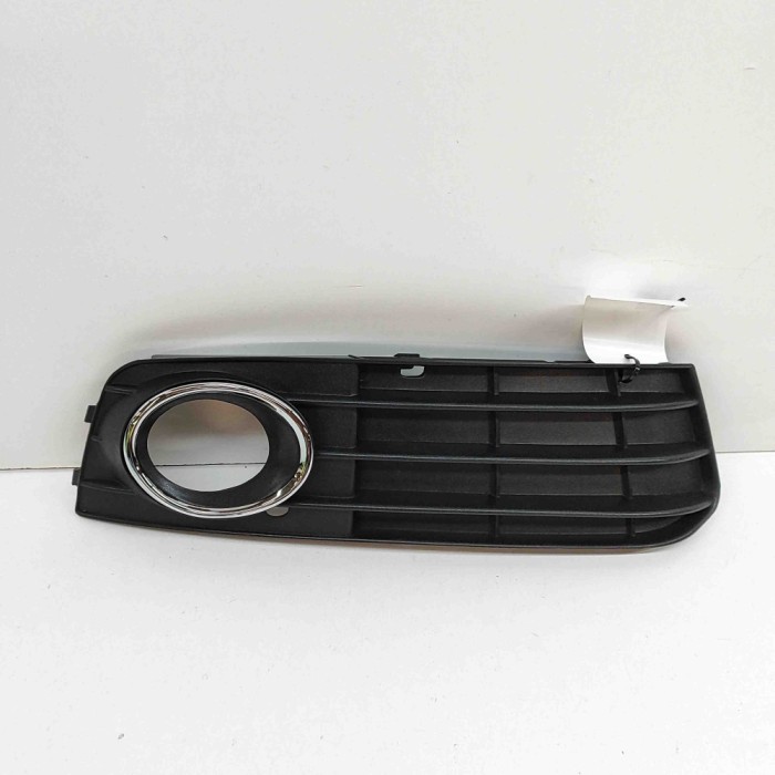 Grila dreapta față AUDI A4 8K2, B8 2009 OEM: 8KD807682 28105808