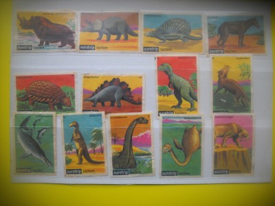 HOPCT LOT NR 20 - ANIMALE PREISTORICE -13 ETICHETE VECHI CHIBRITURI-FILUMENIE-OLANDA foto