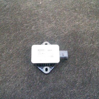 Senzor de accelerație AUDI Q5 8R 2013 OEM: 8R0907637B 2789004 foto