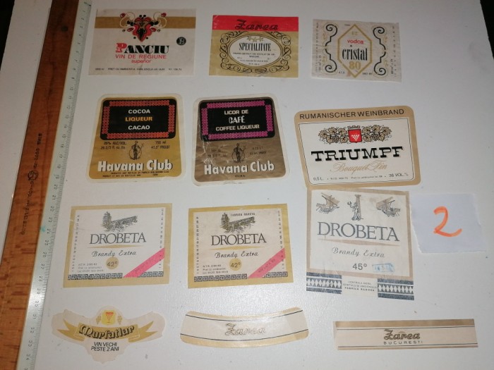 LOT 12 ETICHETE VECHI BAUTURI