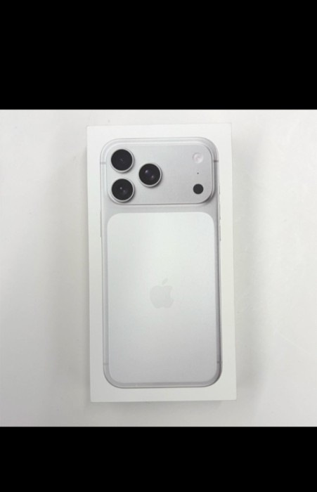 iPhone 17 pro max