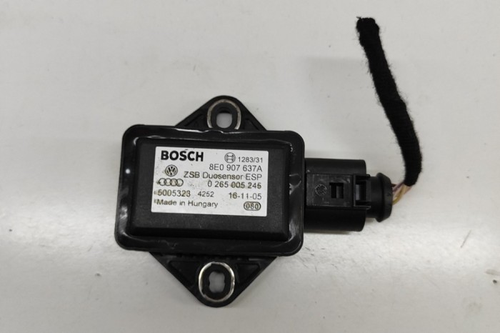 Senzor de accelerație AUDI A8 D3 4E2, 4E8 2006 OEM: 8E0907637A,0265005245 30255980