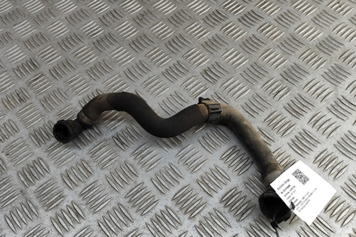 Furtun de lichid de răcire BMW X7 G07 2020 OEM: 9894789 31419490