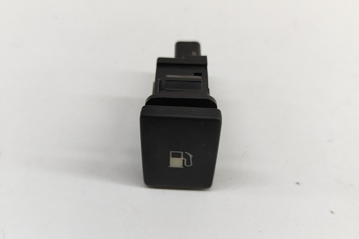 Comutator deschidere rezervor LEXUS CT ZWA10_ 2011 OEM: 84841-76010 28964780
