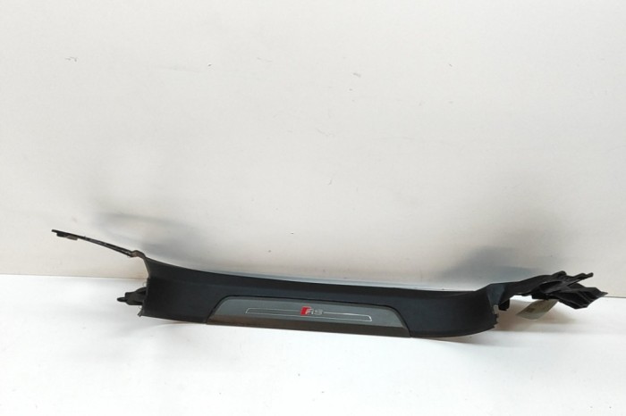 Ornament prag interior st&acirc;nga față AUDI E-TRON GT 2022 OEM: 4J3867269R | 30763279