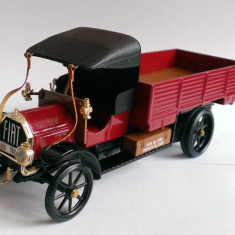 Macheta Fiat 18BL Autocarro Civile 1914 - camion Rio 1/43